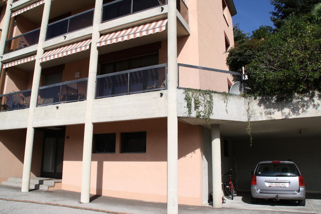 Appartement Novotna Ponte Tresa Eksteriør bilde
